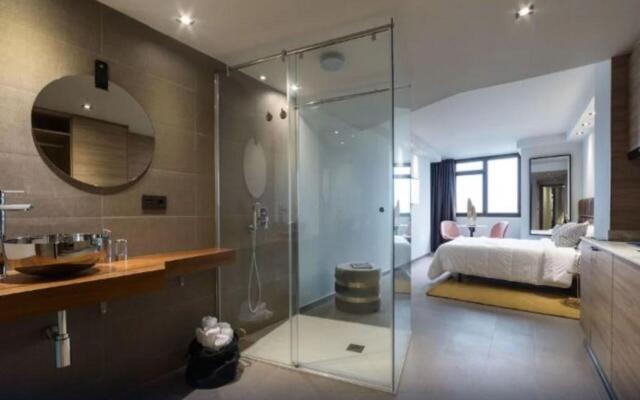 Poem Apartments, Las Canteras