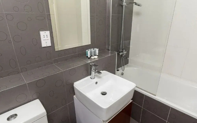 Modern Bedford Blues Apartment