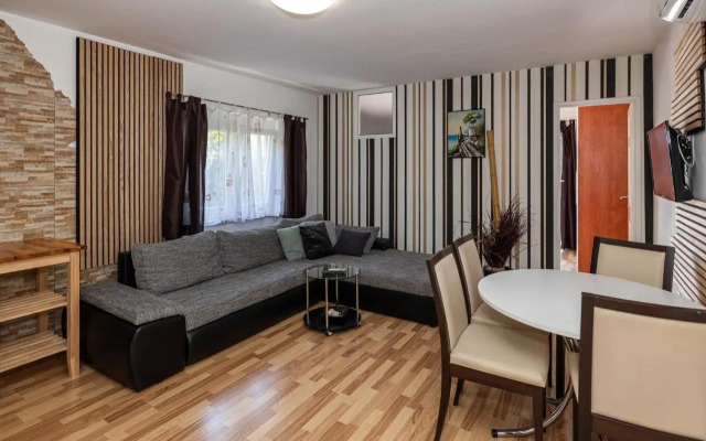 Apartment Novoselic