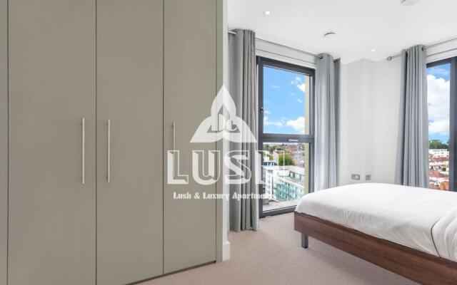 Modern, Stylish PENTHOUSE Apartment next to Wembley Stadium!
