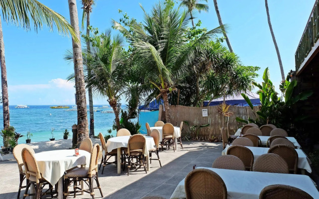 Lost Horizon Beach Dive Resort