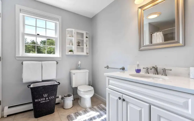 Maine Adventure 3BR Oasis Awaits!