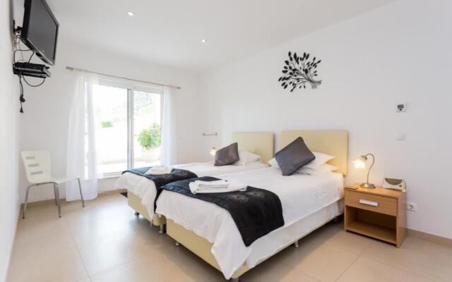 CoolHouses Algarve, Casa Redonda, V3 Lagos