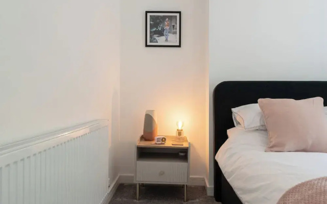 Cosy 1BD in Malvern With Stunning Views
