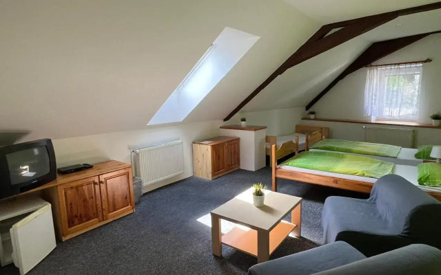 Penzion V Podzámčí