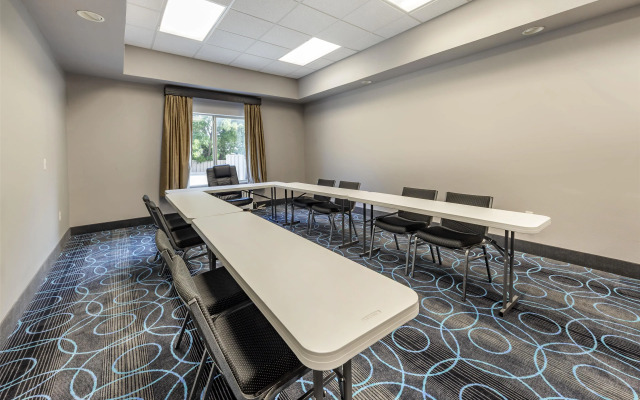 Best Western Plus Pauls Valley