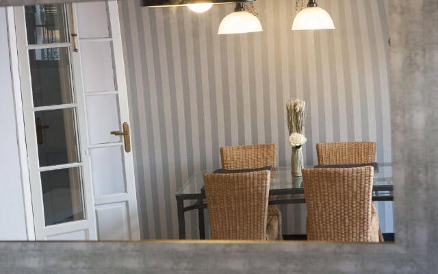 Apartamentos Puerta de la Maestranza