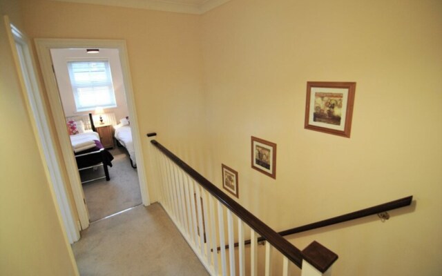 Garfield House 8
