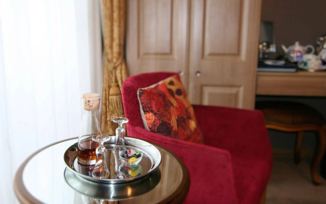 Quayside Hotel