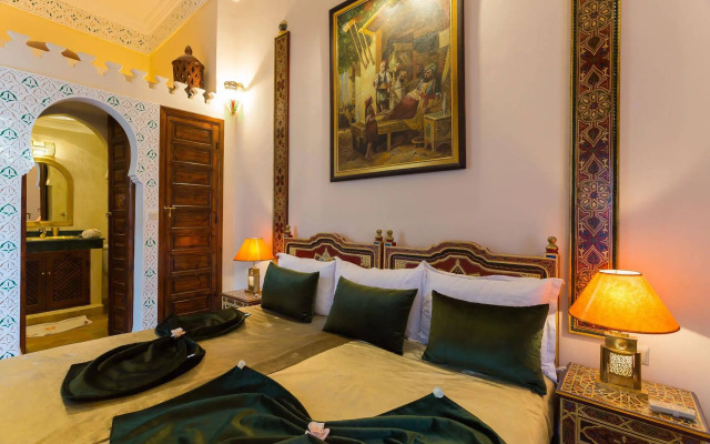 Riad Amina