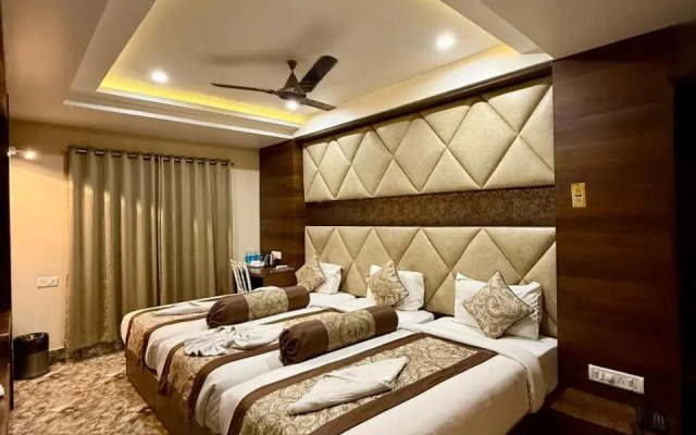 OYO 27992 Hotel Ganpati