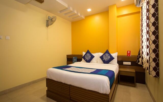 OYO 10679 Hotel Nanashree Executive