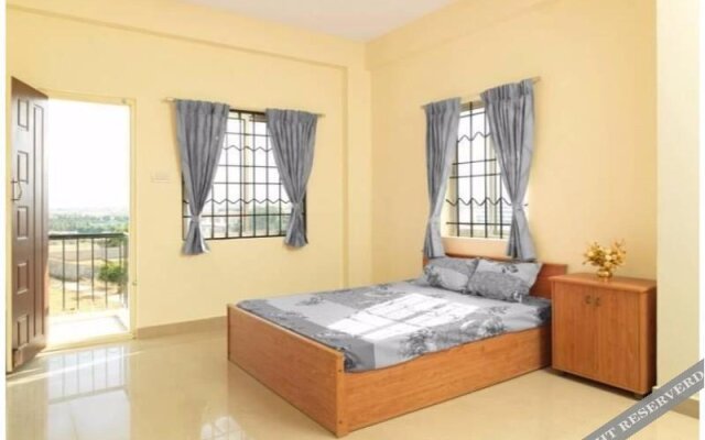 Vista Rooms at Adhiyaman College