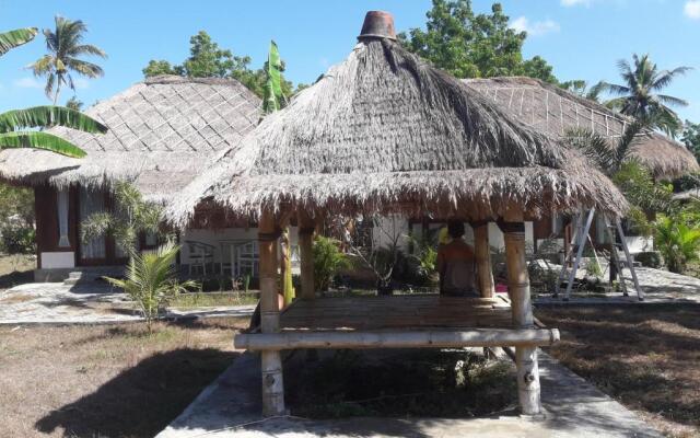 Selong Belanak Bungalows