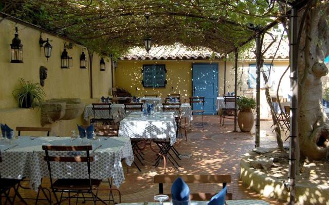 L'Auberge des Glycines