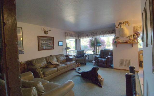 Fisherman's Tales Bed and Breakfast