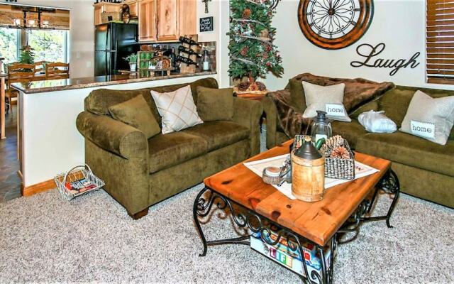 Fawnskin Pines-1844 by Big Bear Vacations