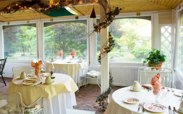 The Stockbridge Country Inn Closest B&B to Norman Rockwell Museum and Chesterwood