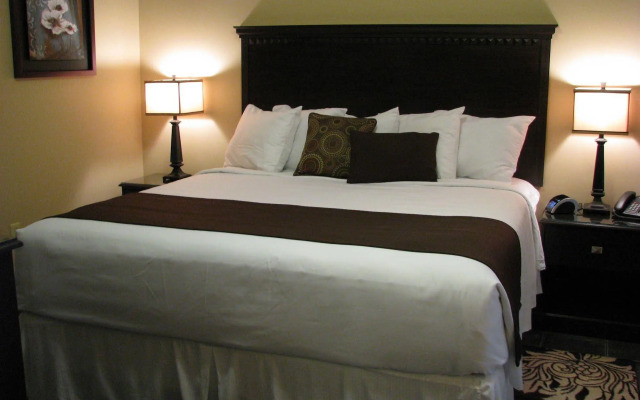 Fundy Complex Dockside Suites