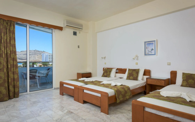 Vlycha Beach Studios & Apartments