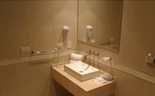 Howard Johnson by Wyndham Piedras Moras