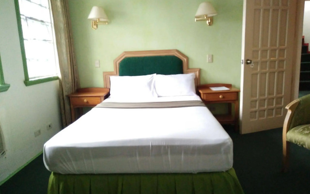 Mijo Hotel Tagaytay