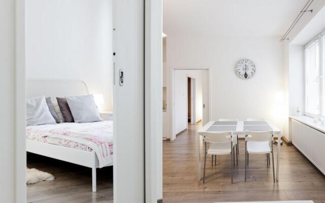 Snow White Apartment