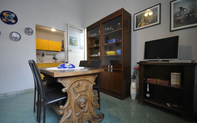 Seralcadio Guesthouse and Holiday Apartments