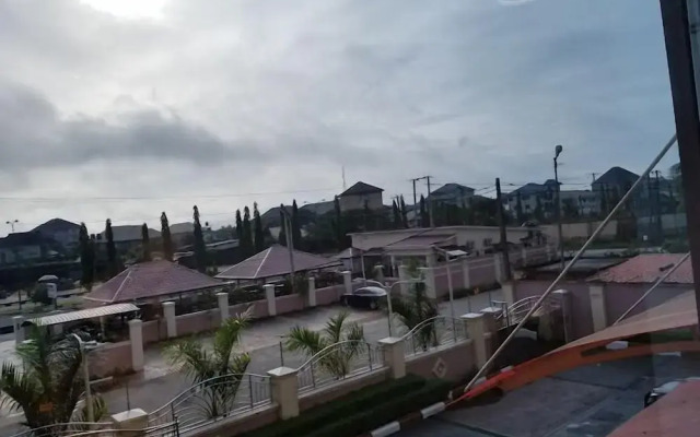 Villa Hilton  Hotels and Apartments