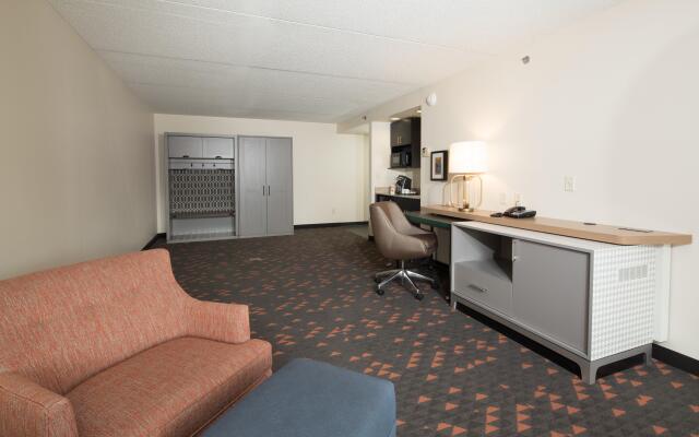 Holiday Inn & Suites Ann Arbor Univ Michigan Area, an IHG Hotel