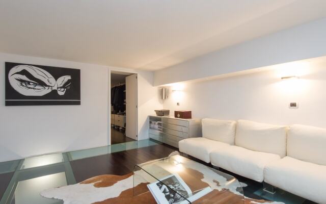 Rsh Pantheon Luxury Hi Tech Apartment