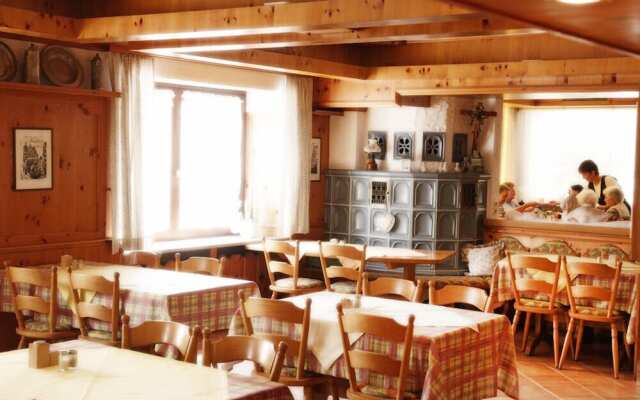 Hotel-Restaurant Zum Kirschbaum