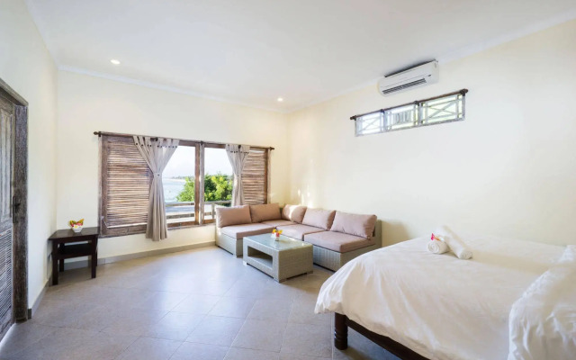 Ware Ware Surf Bungalow Lembongan