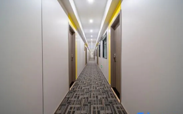 Pod Inn Hotel (Nanjing South Station North Plaza Window of Greenland) – Hotel Rooms – Nanjing