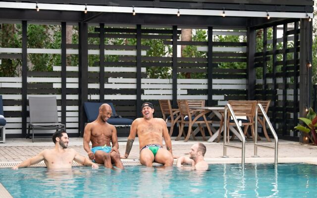Wilton River Suites (Adults Only)