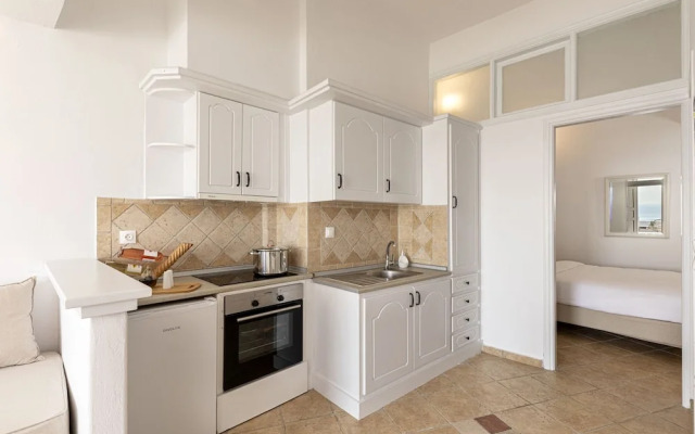 Calderas Hug & Panoramic Sea View Suites