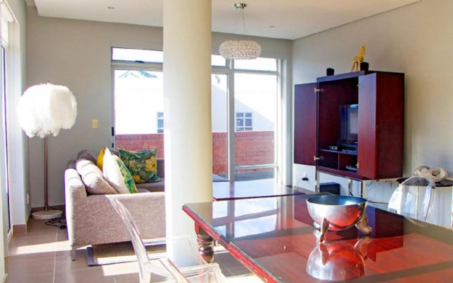 Canterbury Square Apartments