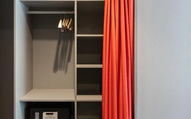 Nest Style Valencia Hotel