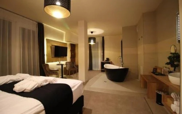 Baobab Suites