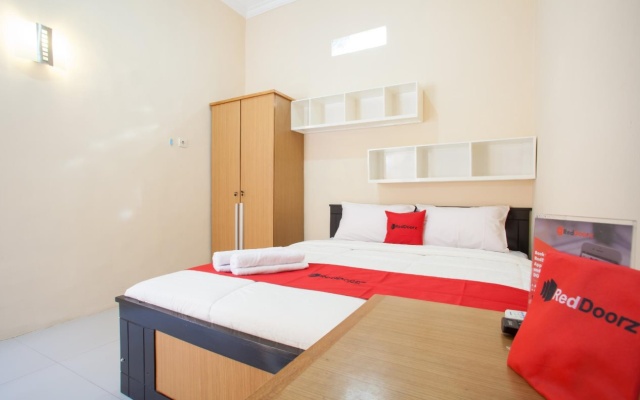 RedDoorz Syariah near UNTAG Banyuwangi – Guest Rooms – Banyuwangi