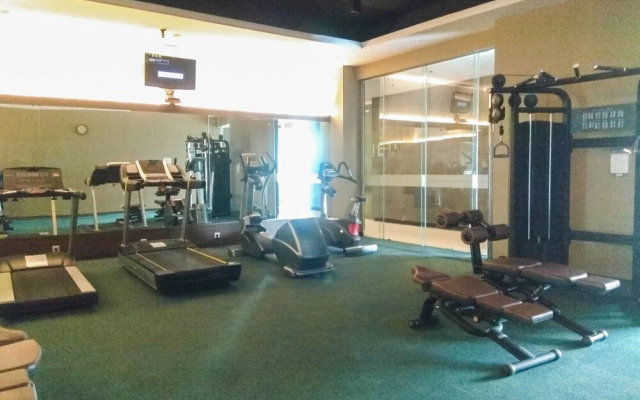 Homey and Modern with City View 2BR Poins Square Apartment