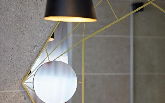 Me and All Hotel Dusseldorf Oberkassel, by Hyatt