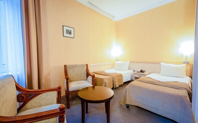 Hotel Sharden