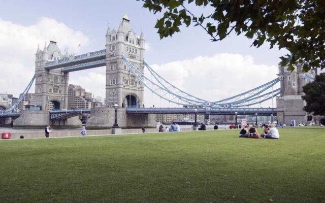Think Tower Bridge