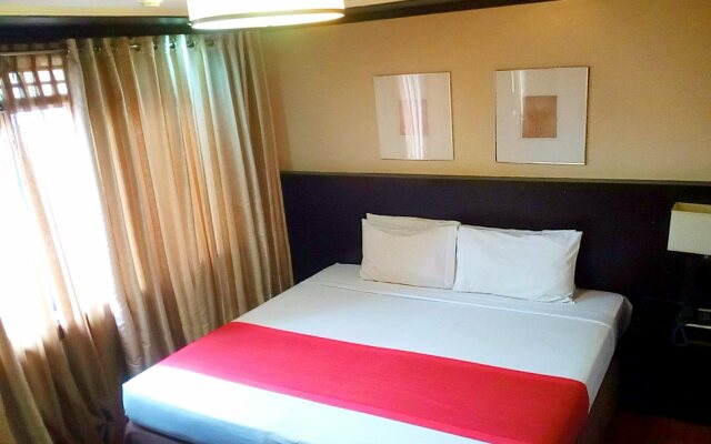Iriga Plaza Hotel