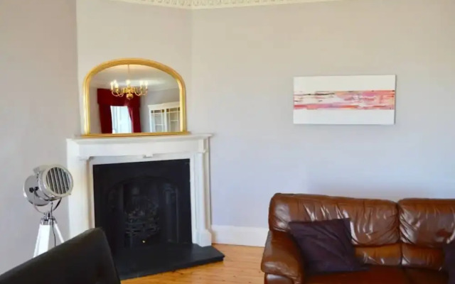 Incredible Edinburgh Penthouse Apartment With Roof Terrace