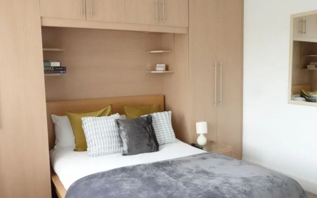 The Great Airport Place