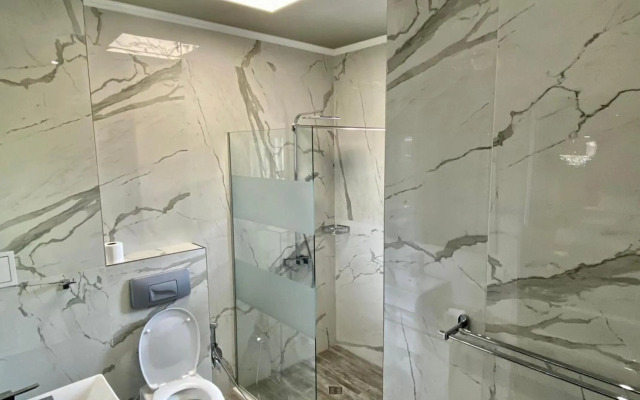 Luxury Apartments Ivon