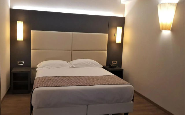 Hotel Astra Ferrara