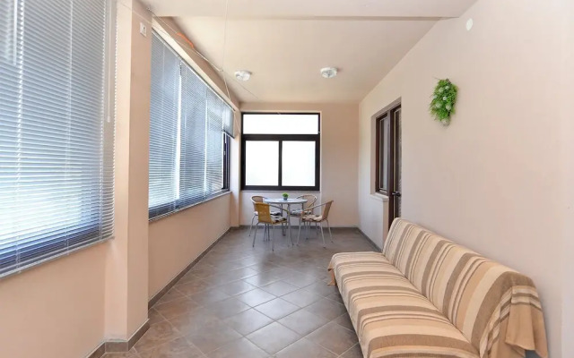 Apartment 531